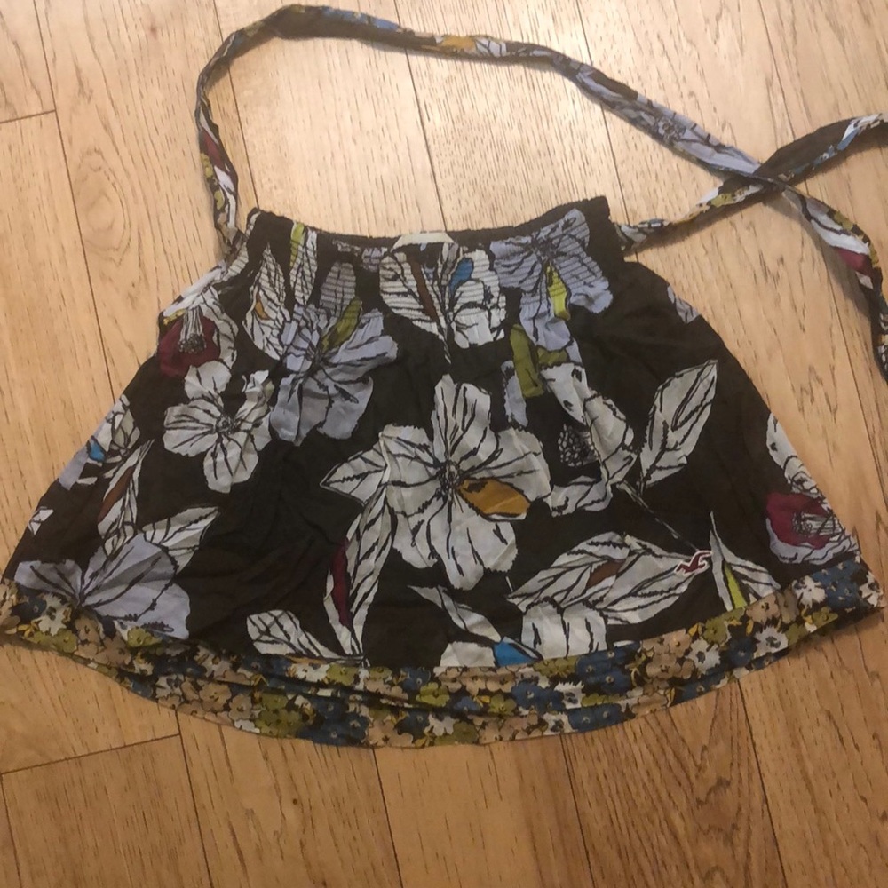 Hollister skirt